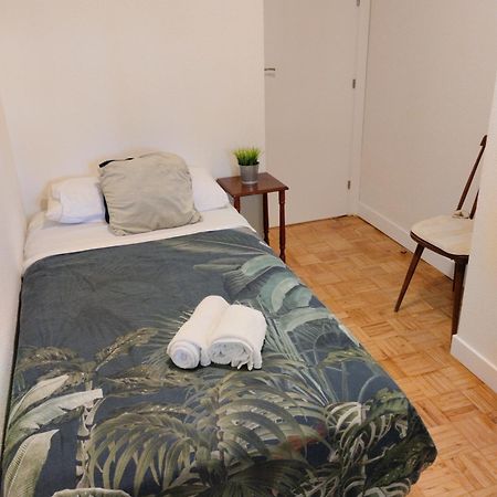 Habitacion Confort En Chamartin Madri Exterior foto